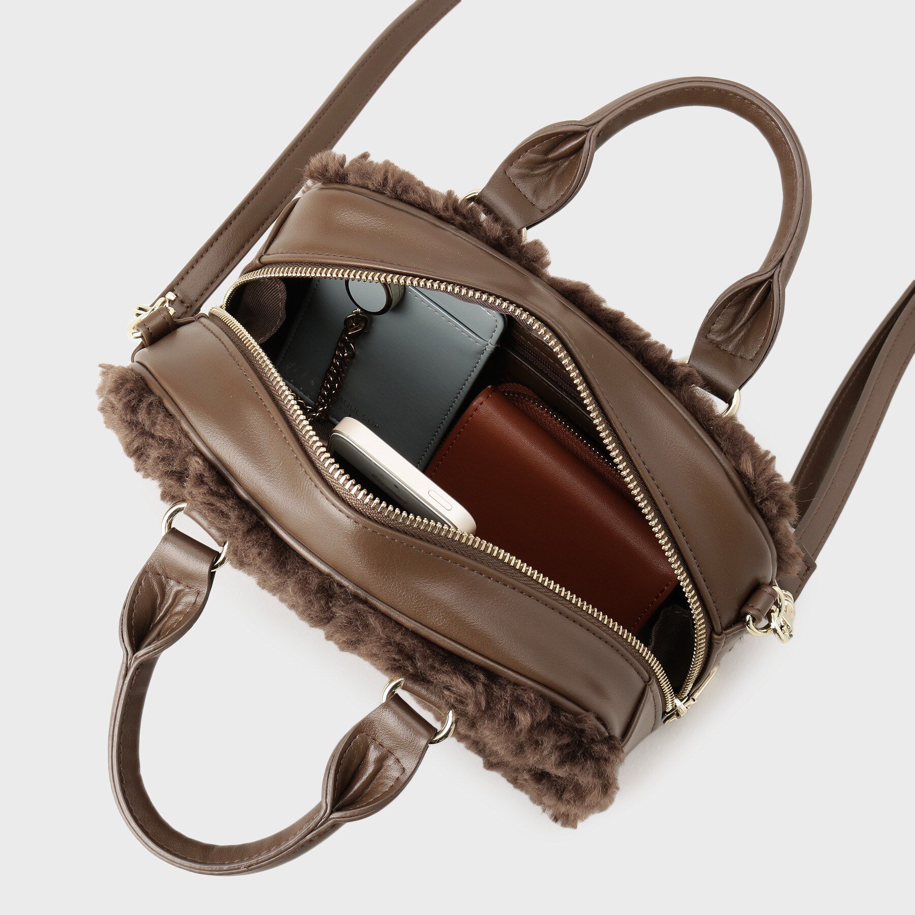 UNTITLED「【2Way/トレンド】フェイクファーボストンバッグ」|ボストンバッグ|