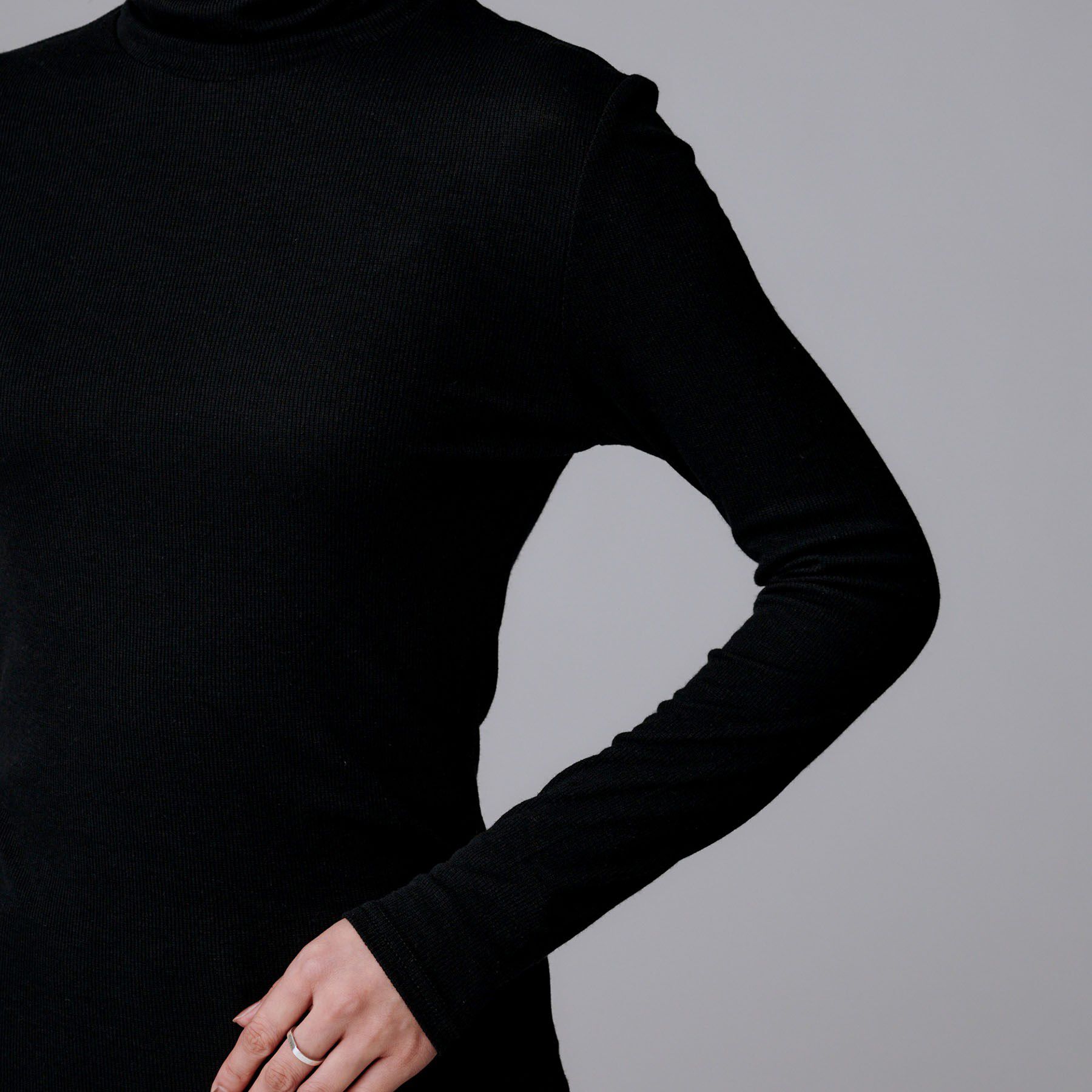 UNTITLED「【吸湿発熱/洗える】ハイネックインナー」|Tシャツ・カットソー|