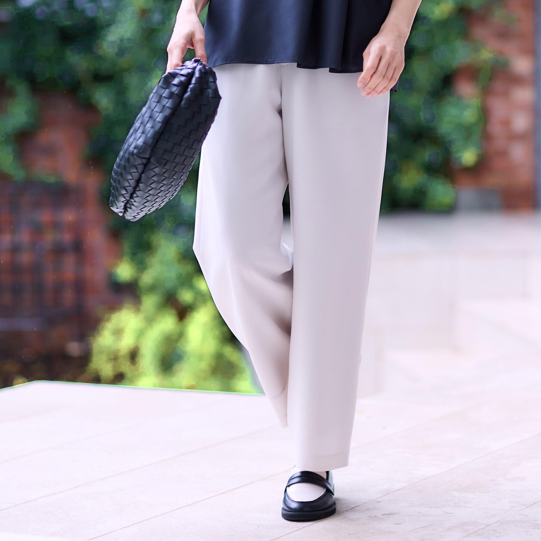 Reflect「【マシンウォッシュ可／ウエスト総ゴム】すっきり見えワイドシルエットパンツ」|その他|グレージュ(050)