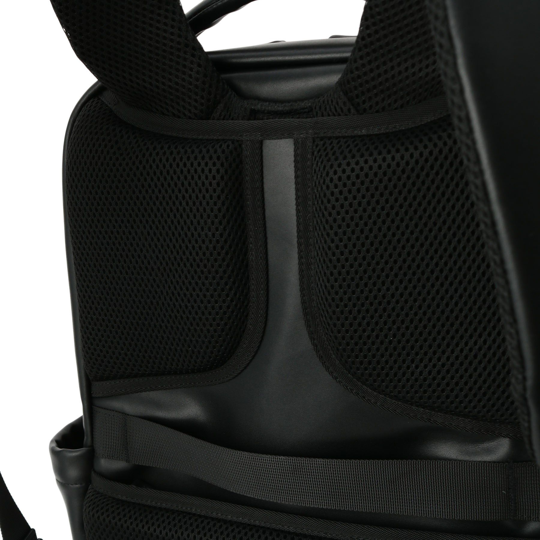 DRESSTERIOR「【荷重軽減】サスペンション リサイクルレザーバックパック」|リュック|