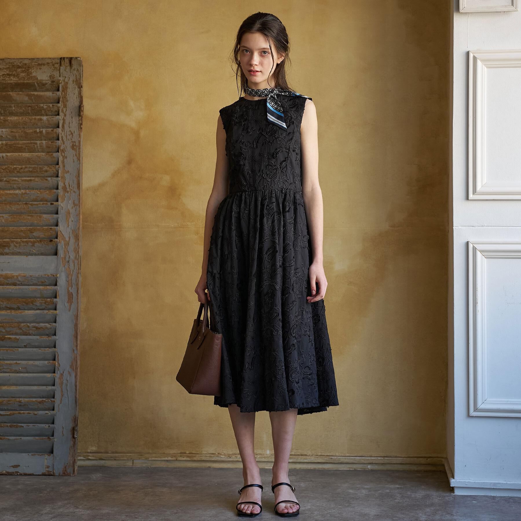 DRESSTERIOR「【ウォッシャブル】コットン エンブロイダリードレス」|ワンピース|