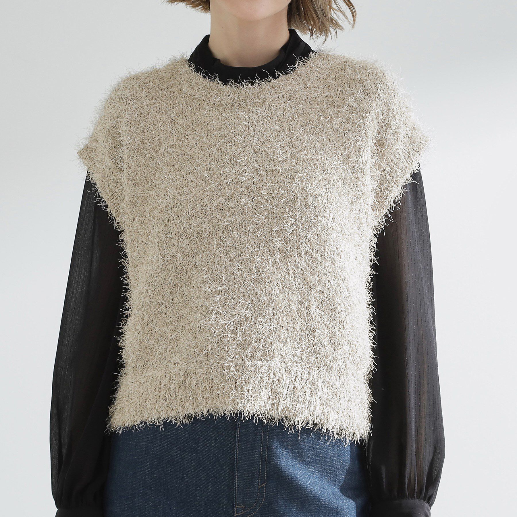 grove「夏の余韻と秋の気配をつなぐ　ラメフェザーニットベスト」|ニット・セーター|