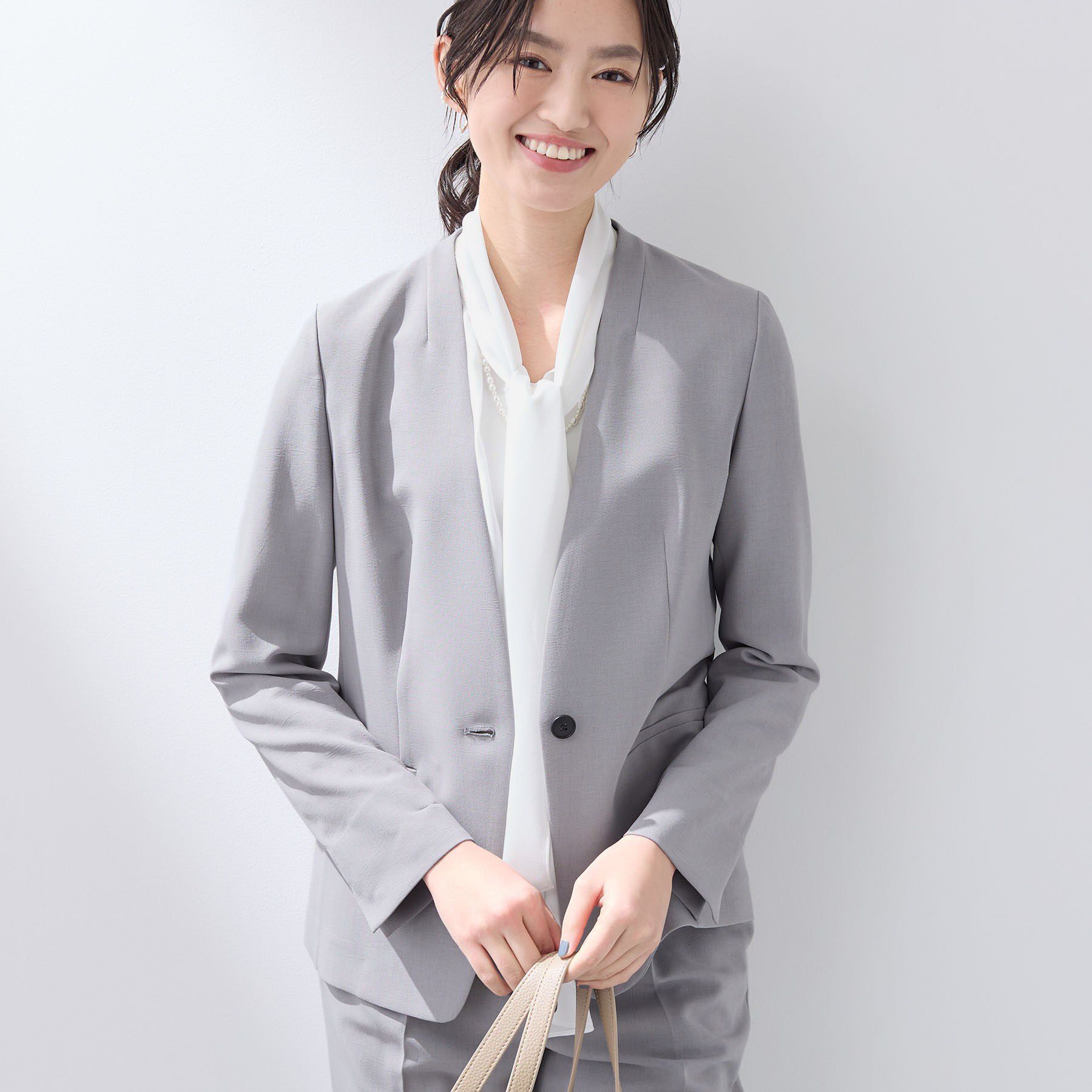 INDIVI「【定番スーツ／UVケア／洗える】ウール調ノーカラージャケット」|スーツ|ライトグレー(011