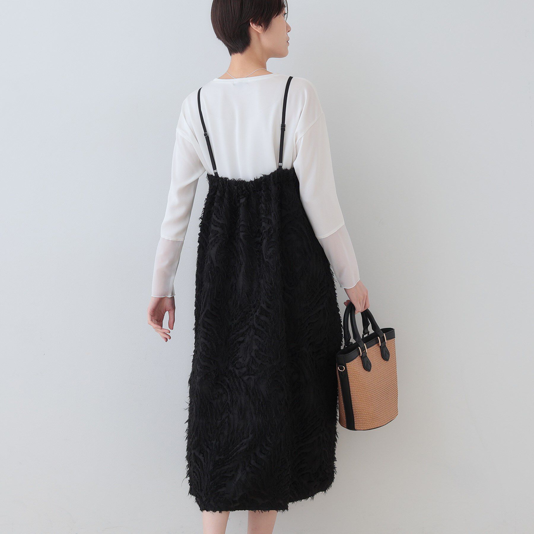 INDIVI「【トレンド素材】シアーカットジャカード キャミワンピース」|ワンピース|