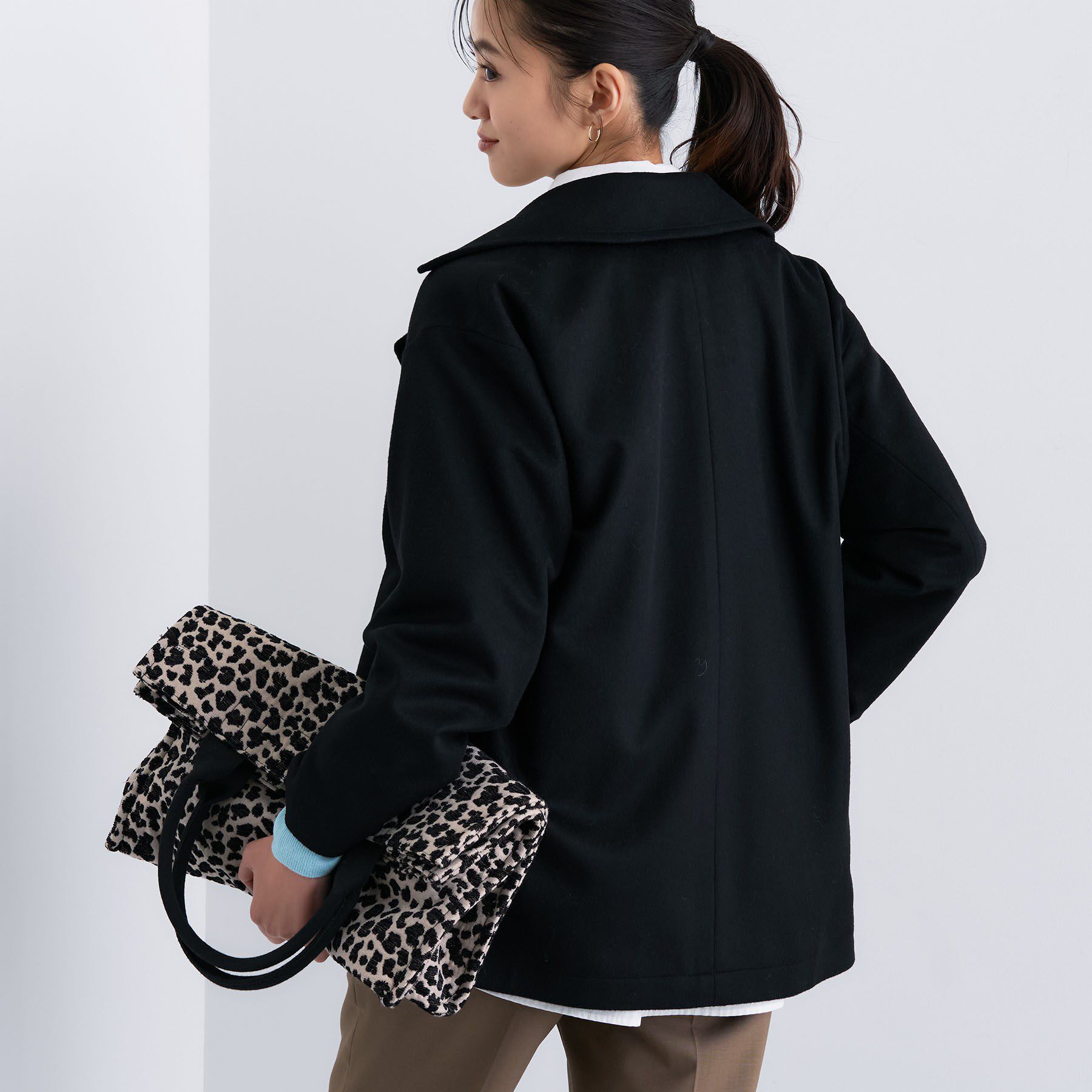 INDIVI「【軽やか／ゆったり】ウール混ショートトレンチコート」|トレンチコート|