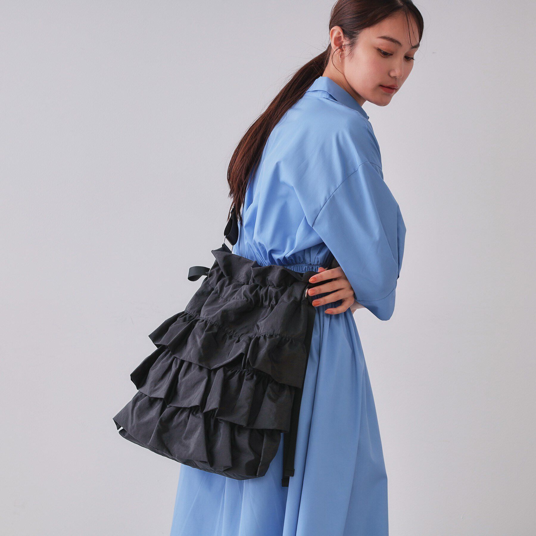 OPAQUE.CLIP「【長さ調整可能】ドロストリボンフリルティアードショルダーバッグ」|ショルダー・メッセンジャー|