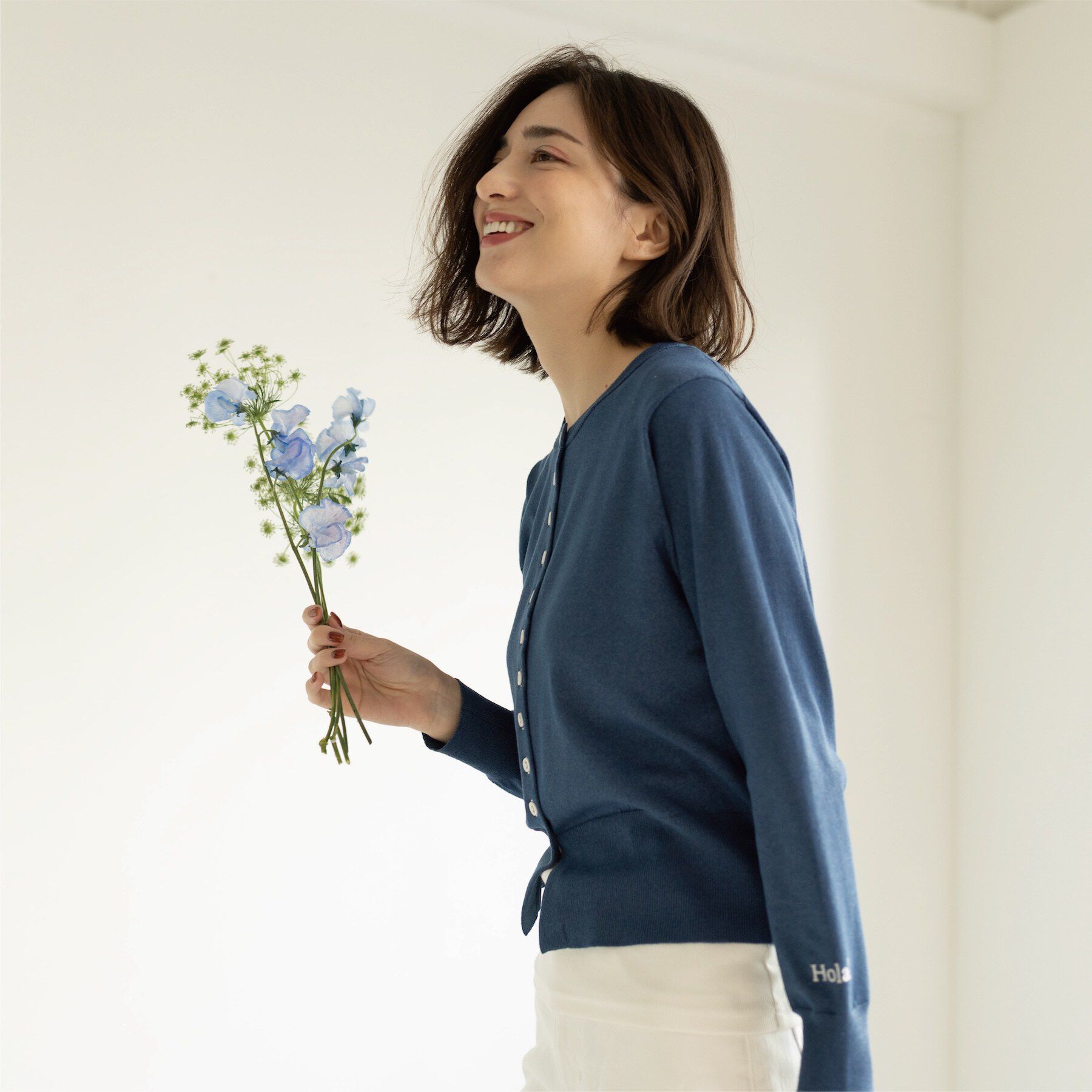 OPAQUE.CLIP「多ボタン 袖口刺繍クルーネックカーディガン」|カーディガン|