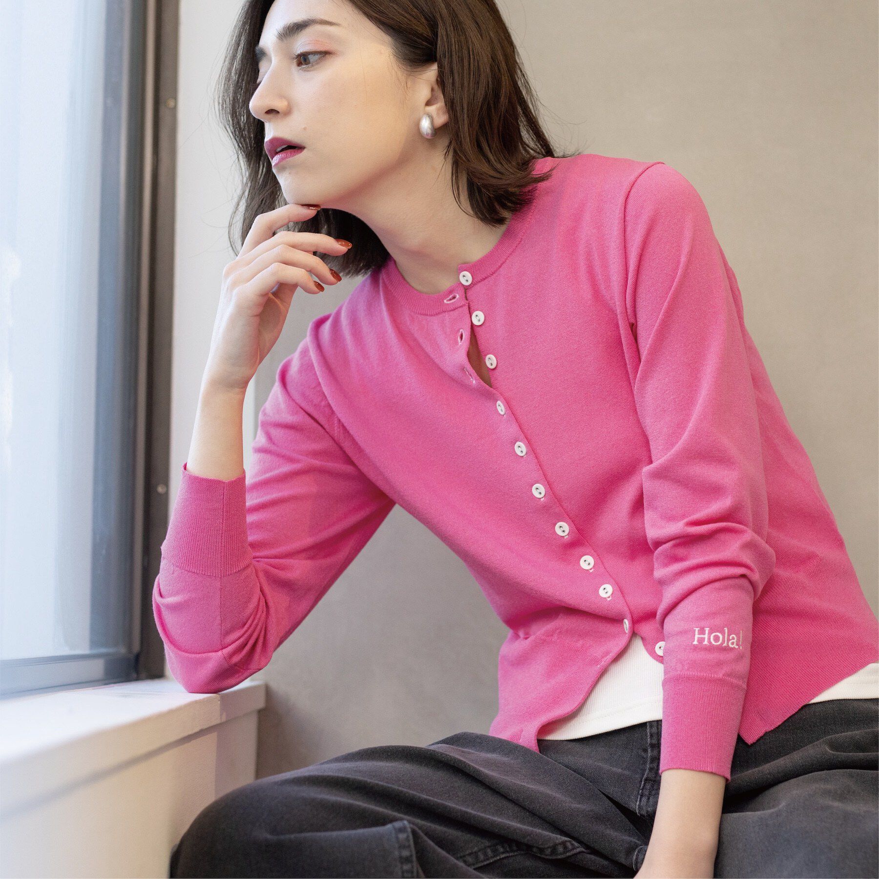 OPAQUE.CLIP「多ボタン 袖口刺繍クルーネックカーディガン」|カーディガン|