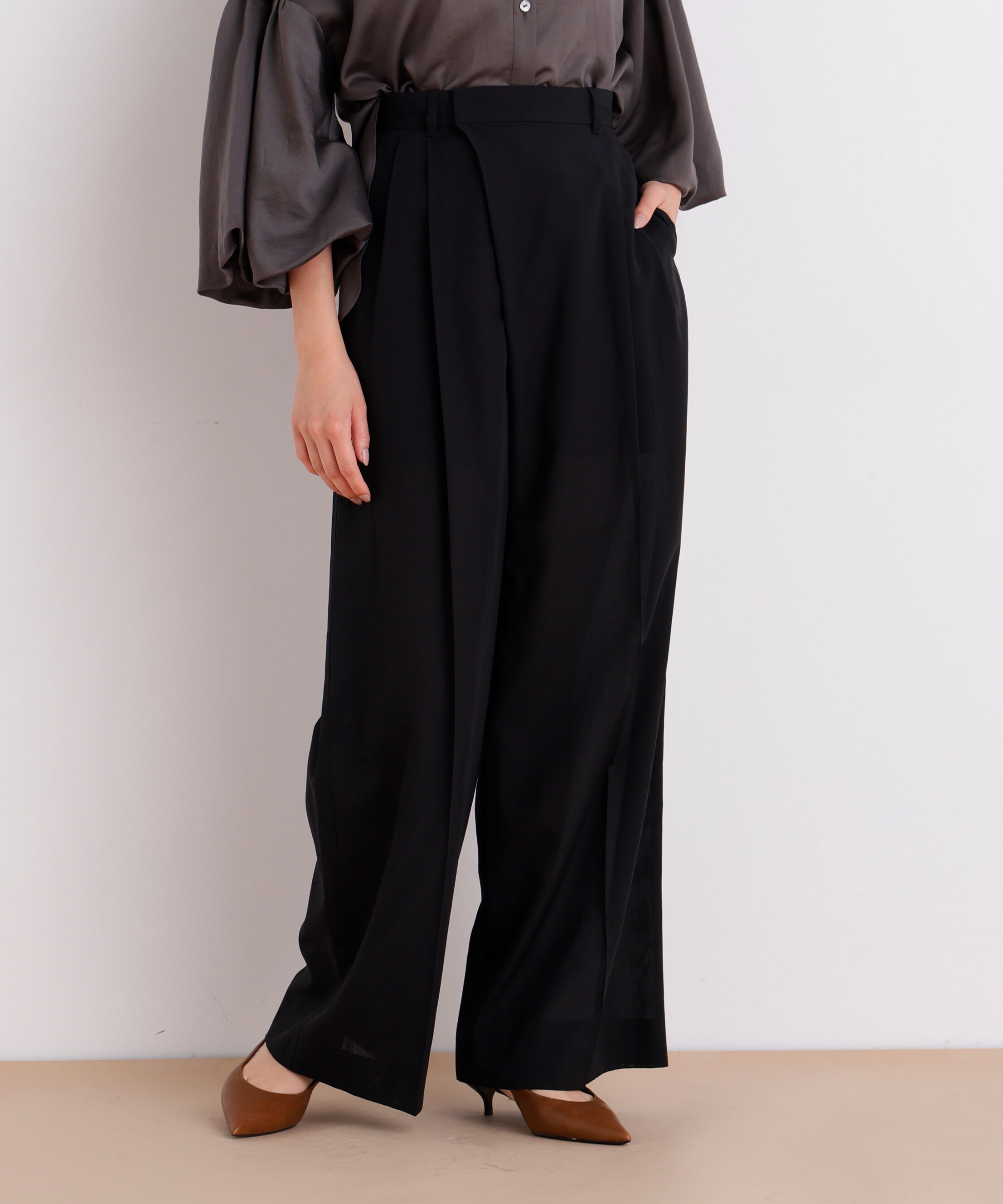  「ラップウエストシアーワイドパンツ」|その他|
