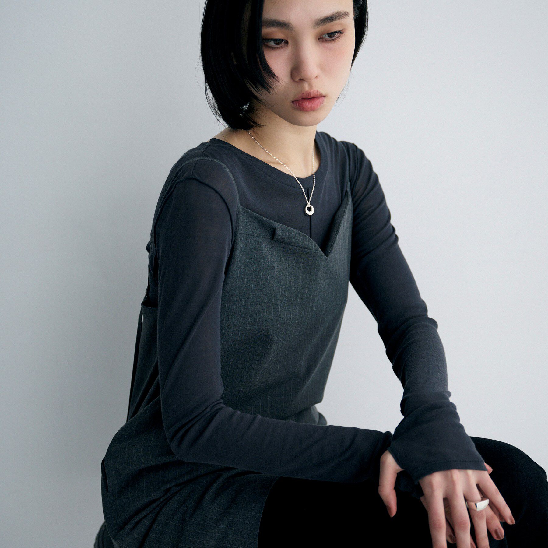 COCOSHNIK ONKITSCH「シルバー オフセットトーラスネックレス」|ネックレス|