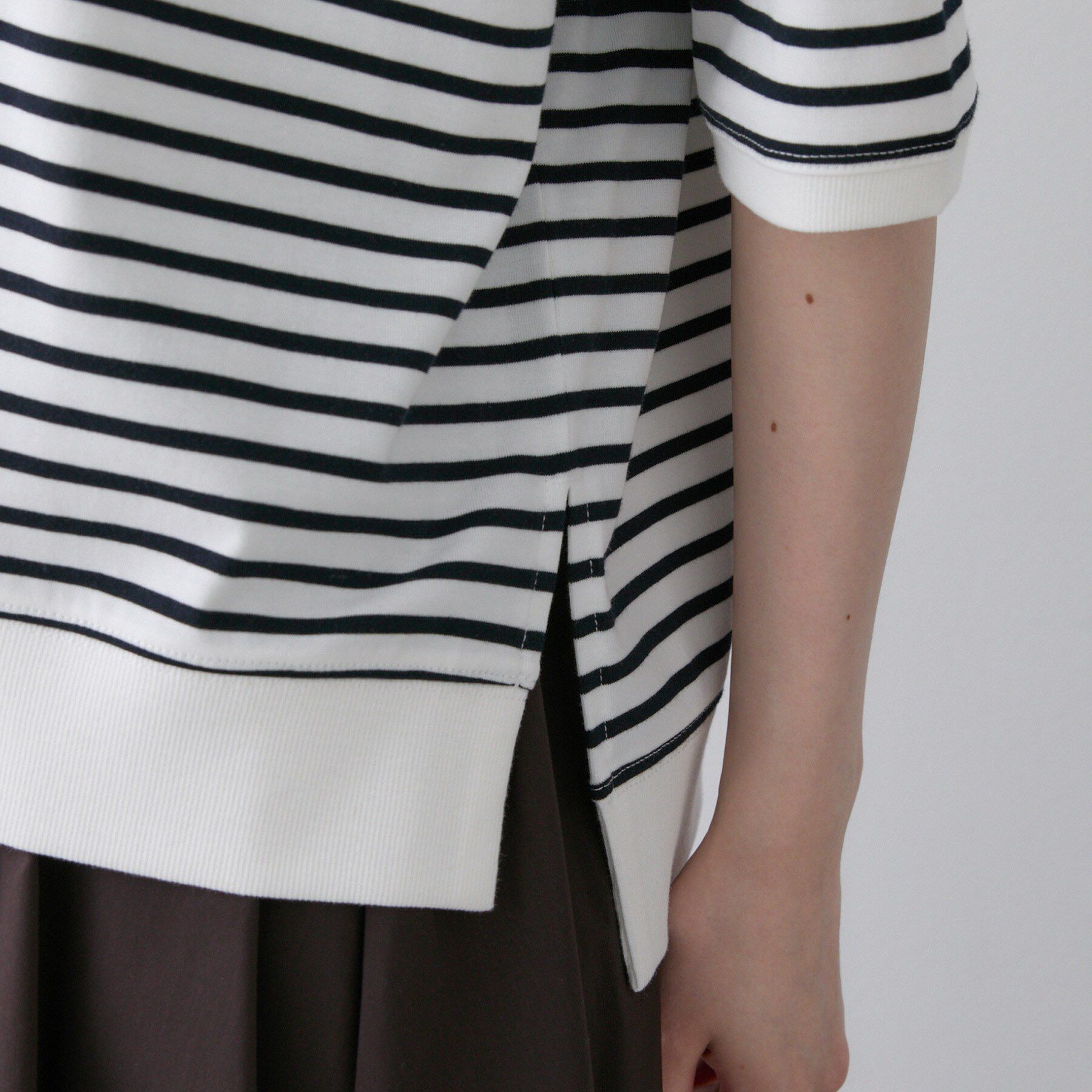 Dessin「【UVカット/接触冷感】フォルムカットソー」|Tシャツ・カットソー|