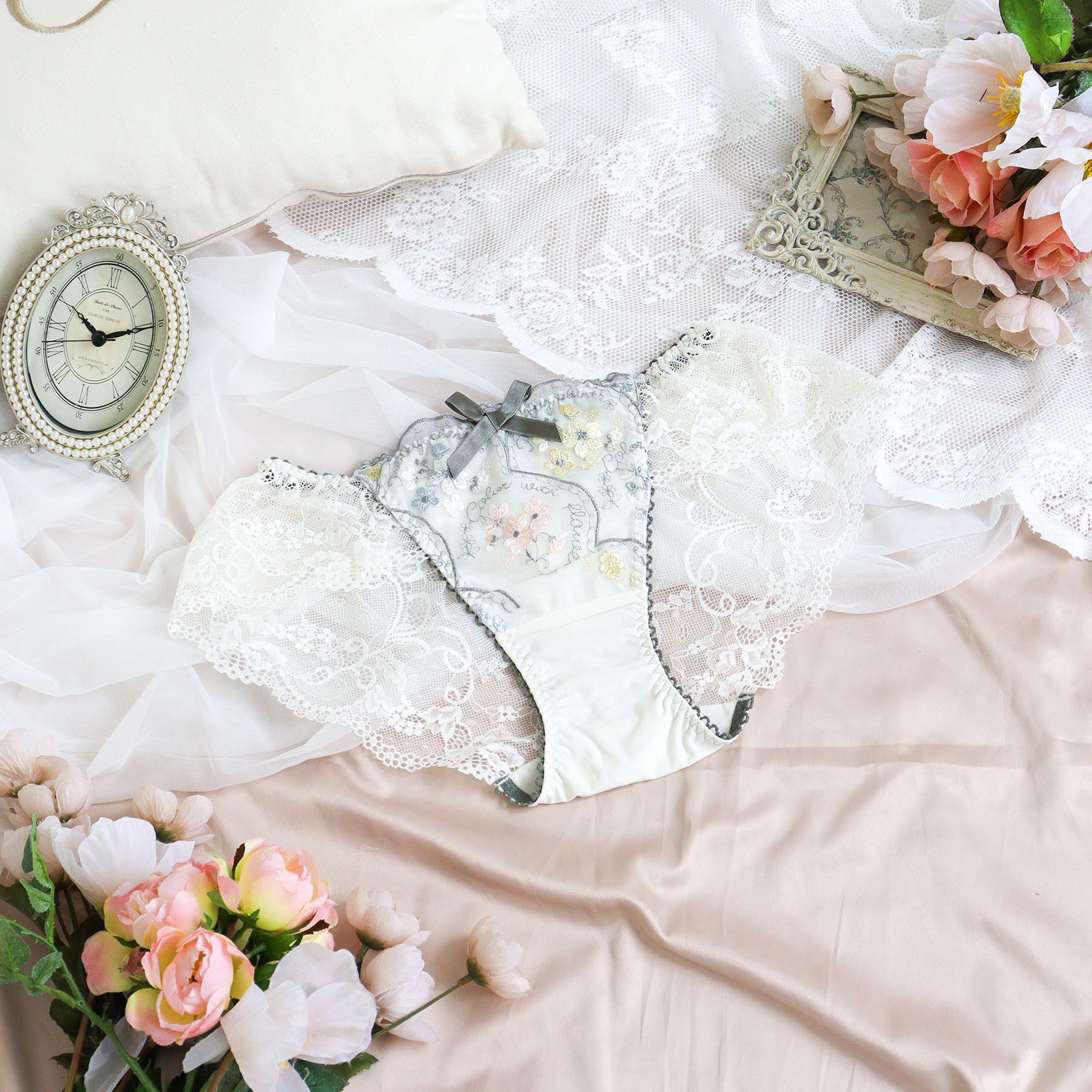 Risa Magli「フェリーチェ レースショーツ」|インナー|アイボリー(004)