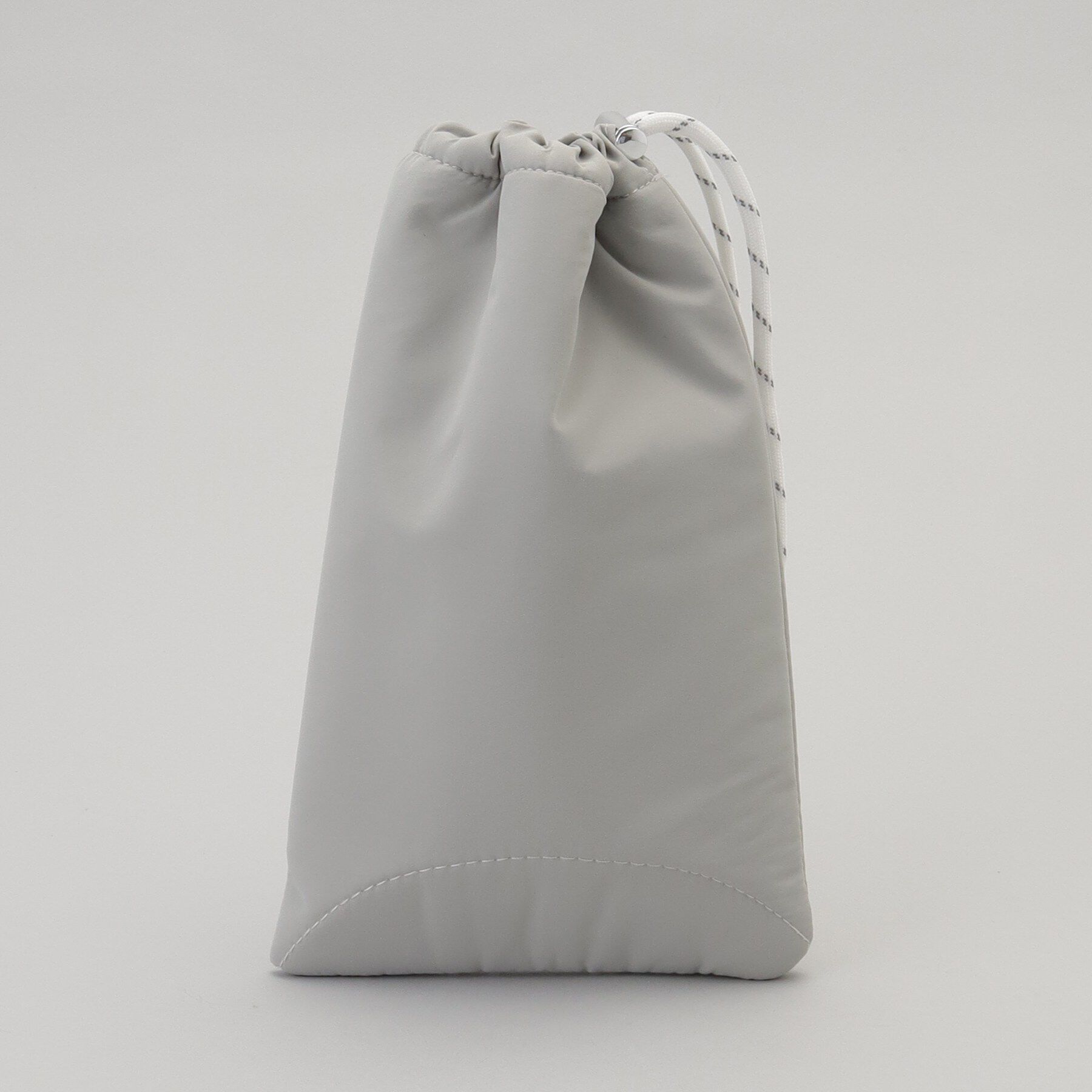 212 KITCHEN STORE「5レイヤー保冷ペットボトルケース maneuver GY」|食器・キッチングッズ|