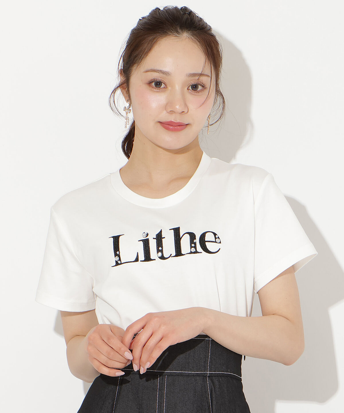 WILLSELECTION「ビジュー付き刺繍ロゴTシャツ」|Tシャツ・カットソー|オフ