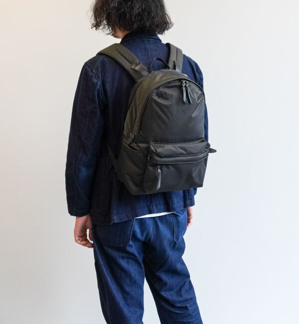 UNTRACK「UNTRACK CITY/DS リュックサック デイパックS 60214」|リュック|