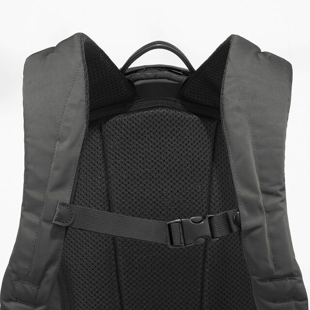 UNTRACK「UNTRACK CITY/DS リュックサック デイパックS 60214」|リュック|