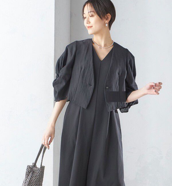 SHIPS for women「little black:〈手洗い可能〉ネジリ スリーブ シアー ショート 羽織（セレモニー対応可）」|ノーカラージャケット|ブラック