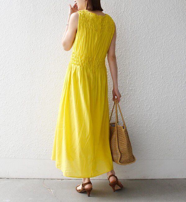 SHIPS any「《一部追加予約》【WEB限定】SHIPS any: ハンドスモッキング  コットン フレア ノースリーブ ワンピース」|ワンピース|