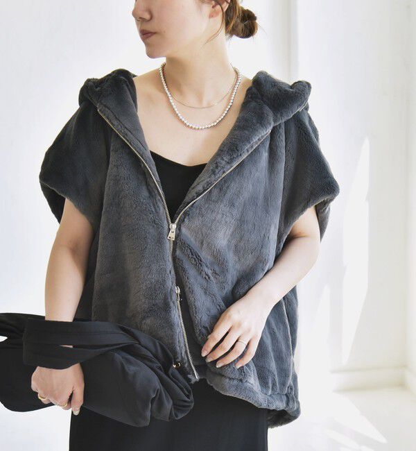 quaranciel「quaranciel: フーディー フェイクファー ドロスト ジップ ショート ベスト」|ダウンベスト・ベスト|