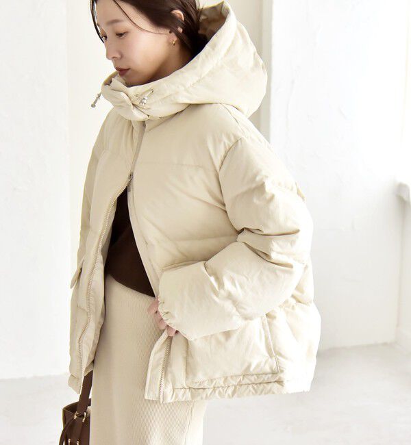 quaranciel「quaranciel: フーディー & ハイネック 2way ショート ダウン ジャケット」|ダウン|ナチュラル