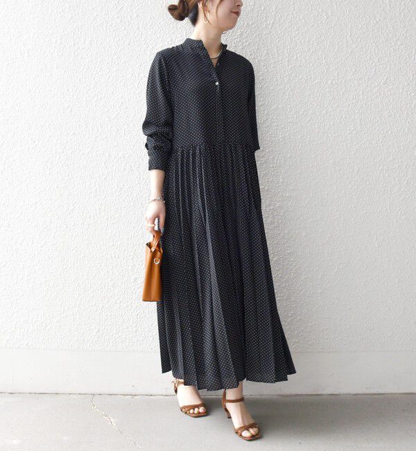 SHIPS any「SHIPS any:〈手洗い可能〉ドット バンドカラー プリーツ ロング ワンピース」|ワンピース|