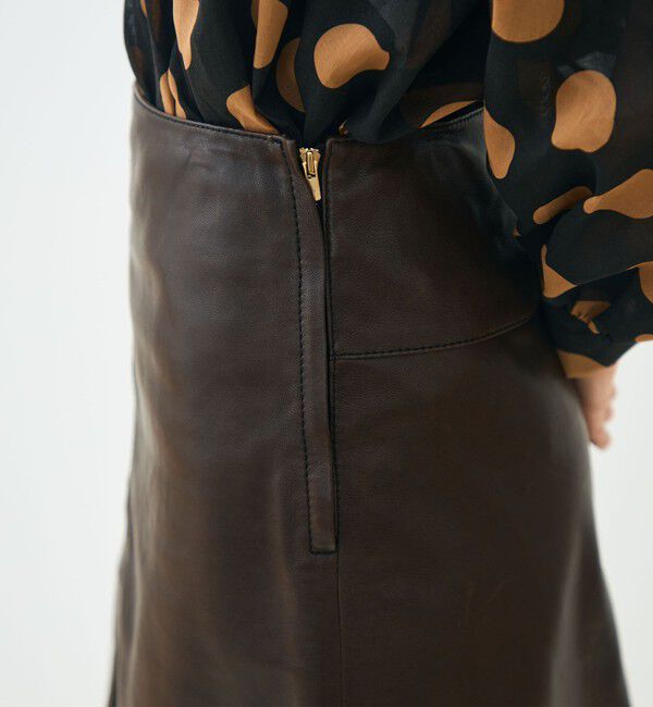 TOMORROWLAND collection「ベジタブルレザー トラペーズミニスカート」|台形|