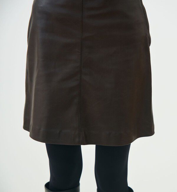 TOMORROWLAND collection「ベジタブルレザー トラペーズミニスカート」|台形|