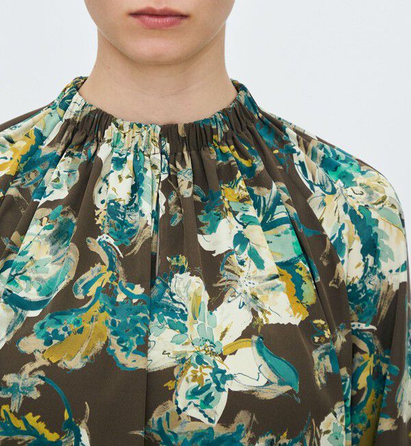 TOMORROWLAND collection「オータムガーデンプリント ネックギャザーブラウス」|シャツ・ブラウス|