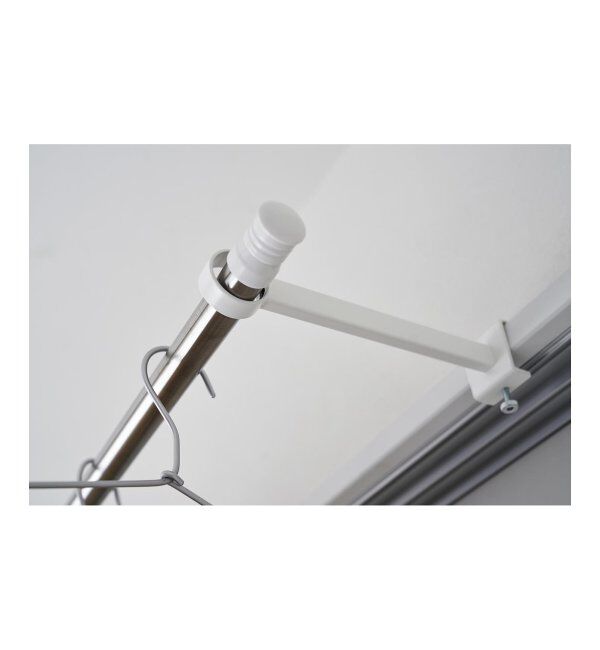 journal standard Furniture「《WEB限定予約》【tower/タワー】鴨居室内物干しポールホルダー　奥行ワイド」|トイレタリー・ランドリーグッズ|