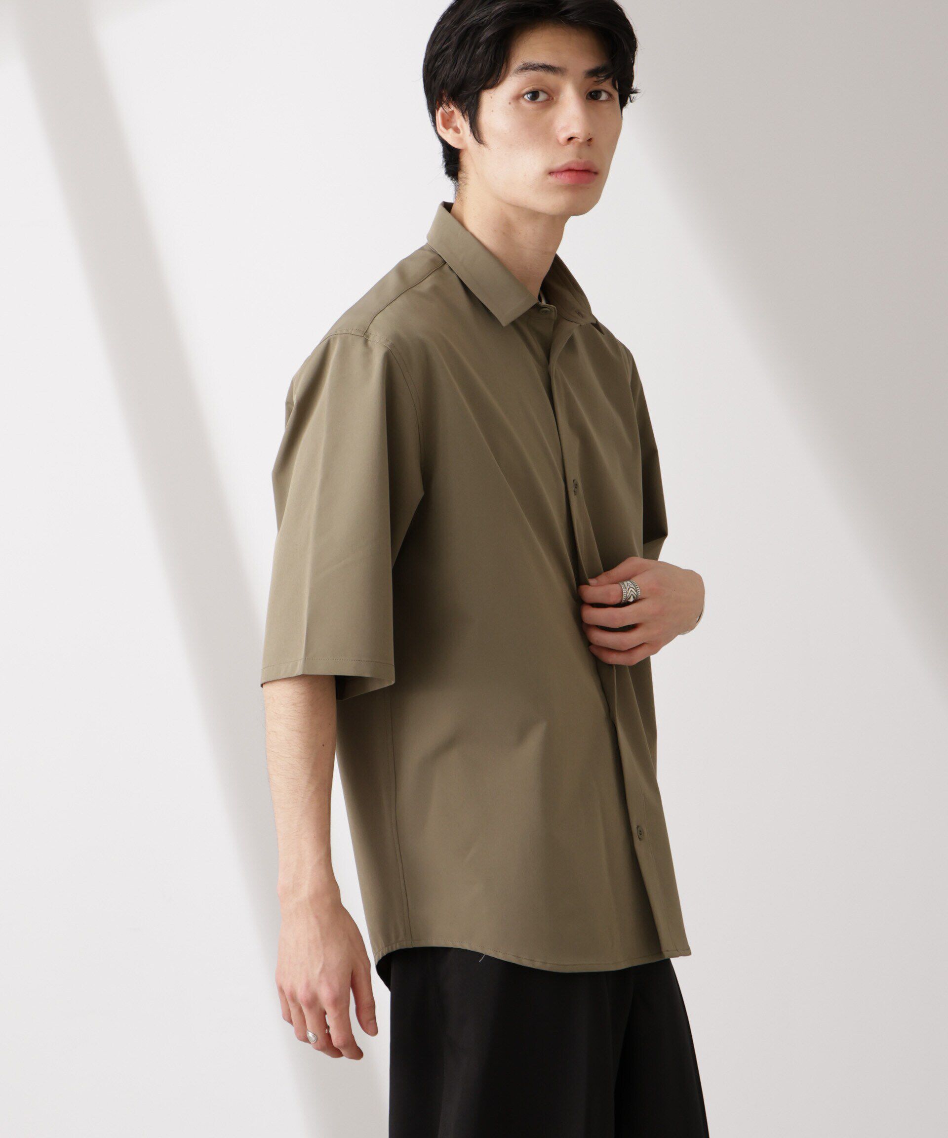 nano･universe「ライトウェイトストレッチ シャツ半袖」|シャツ・ブラウス|