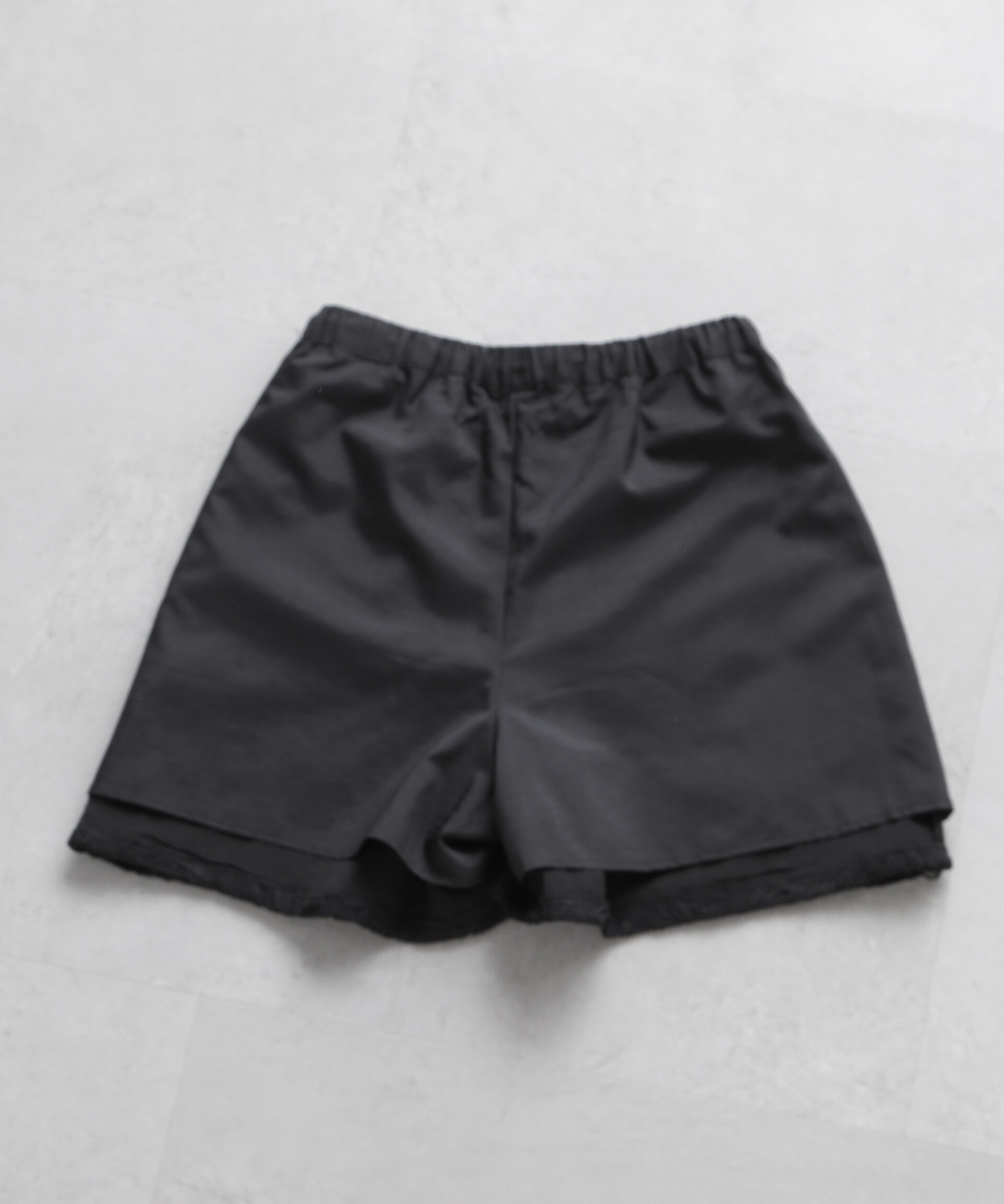 nano･universe「イージーレースショートパンツ」|チノ|