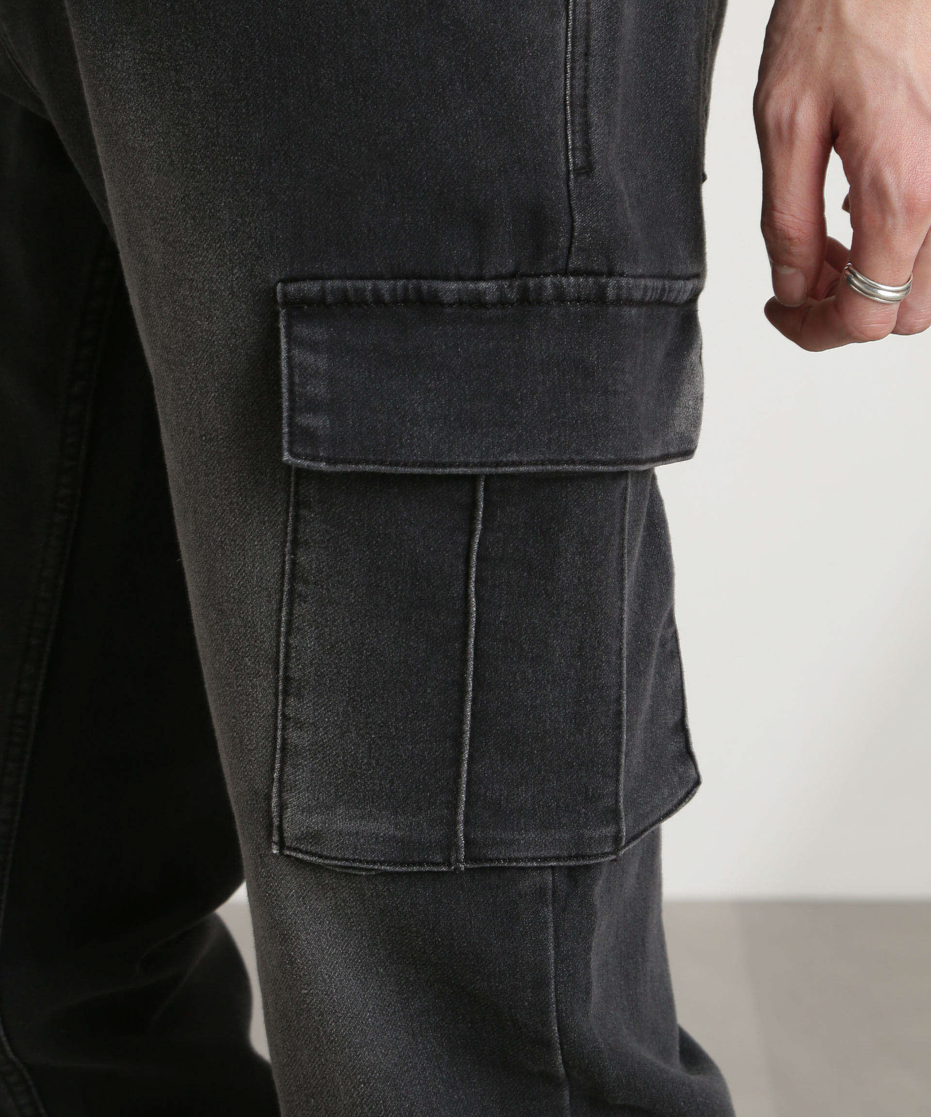 nano･universe「スリムフィット ジョガーカーゴパンツ」|チノ|