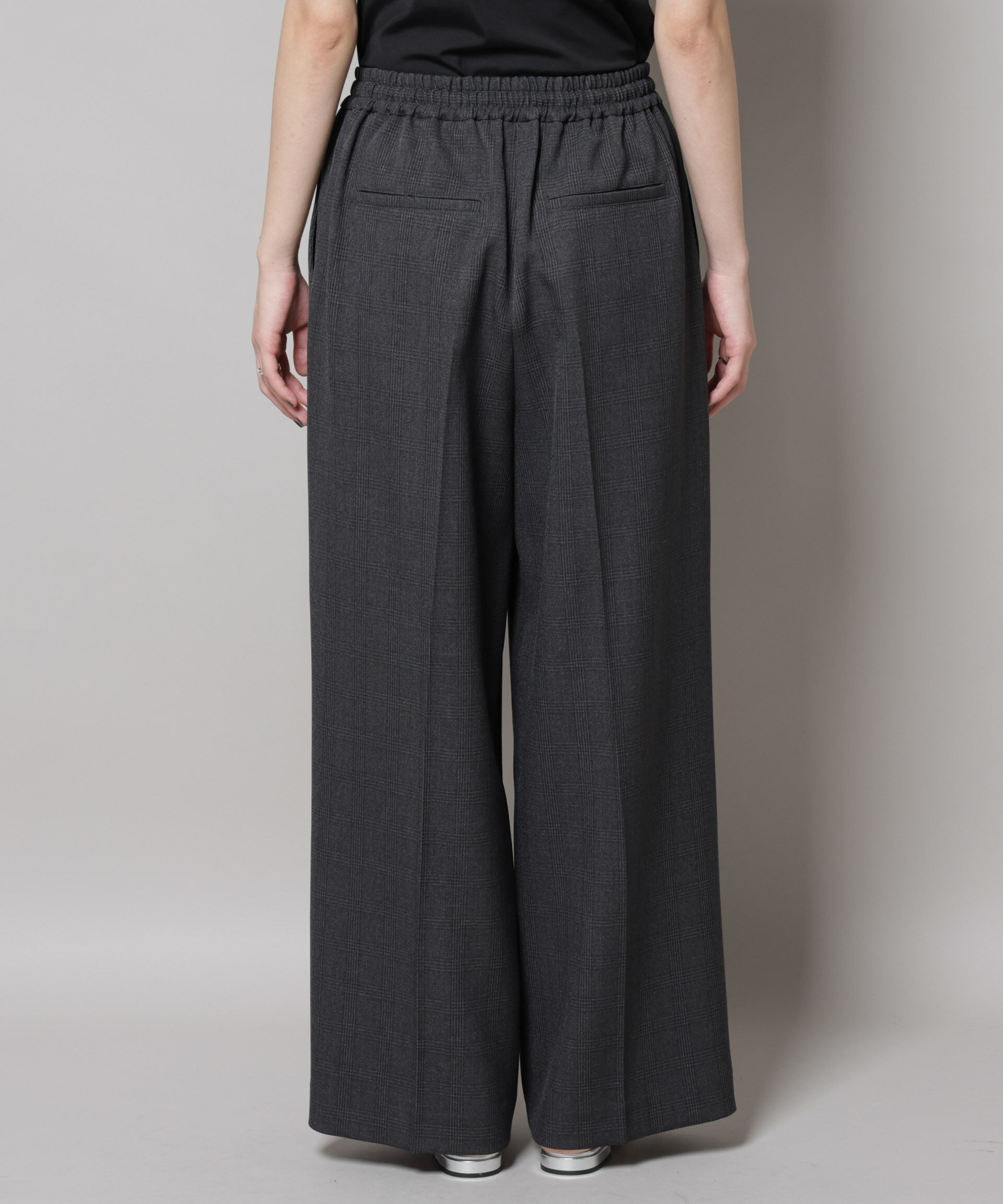 nano･universe「ストレッチサージチェックピンタックイージーワイドパンツ(セットアップ可)」|チノ|