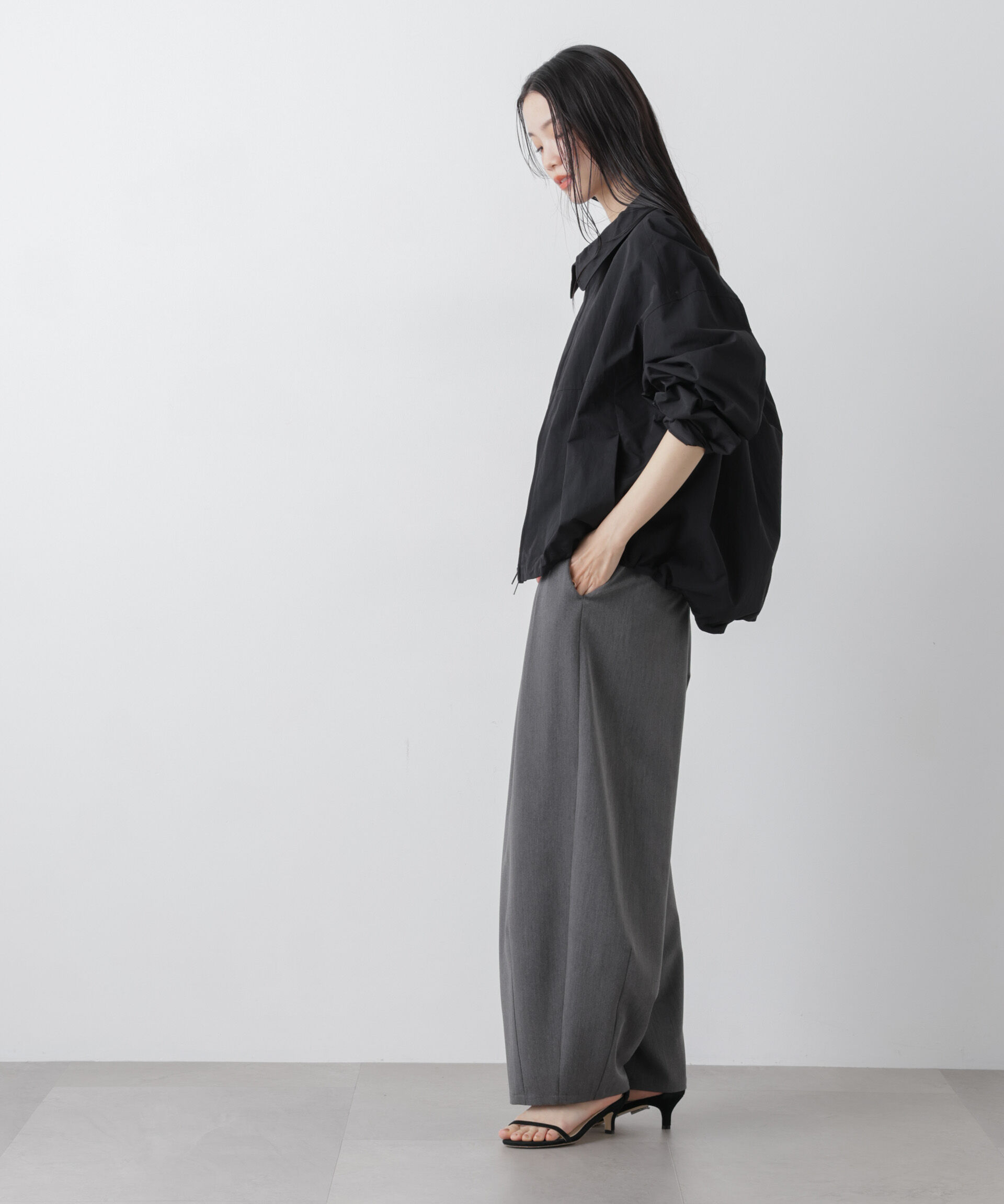 nano･universe「撥水＆花粉ガード コクーンシルエットジップブルゾン」|ブルゾン・スタジャン|