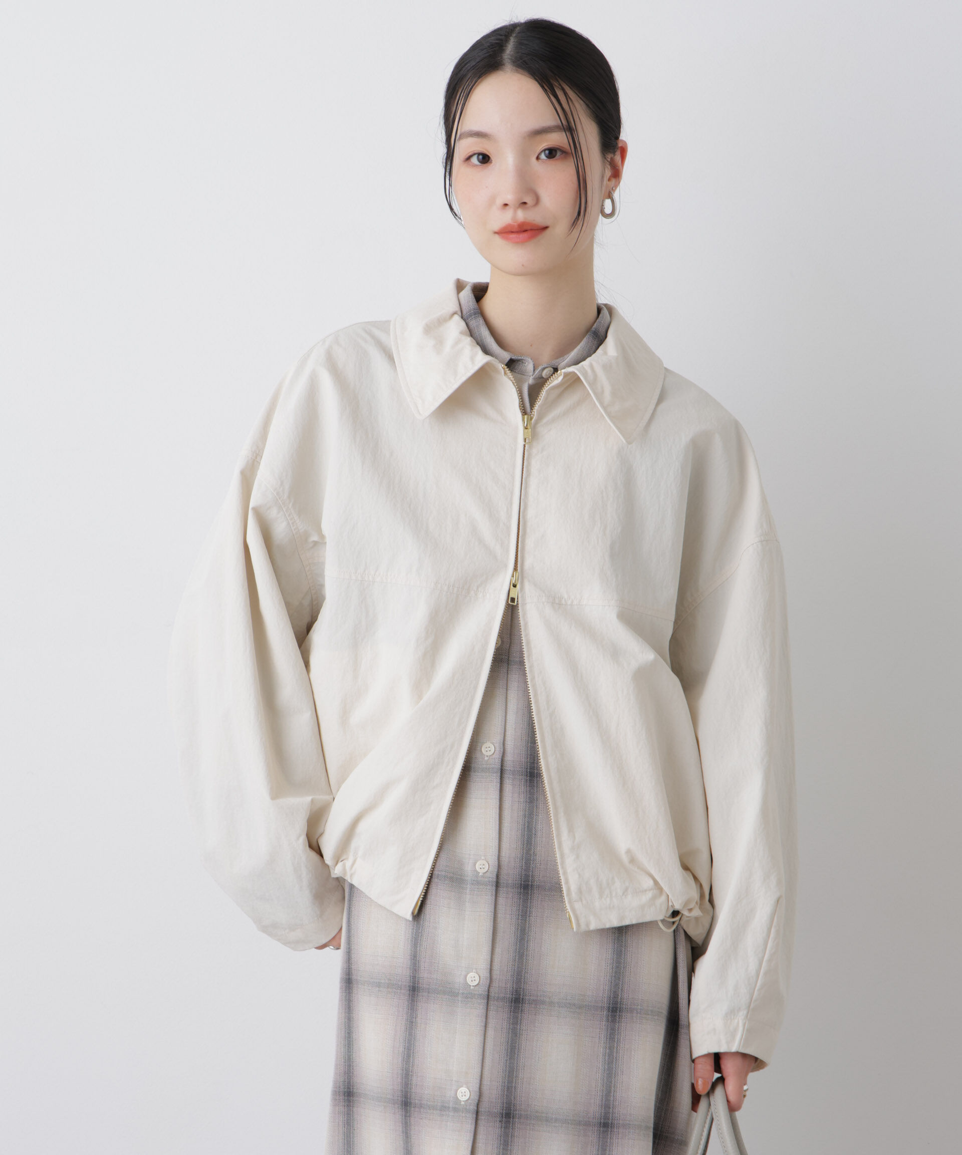 nano･universe「撥水＆花粉ガード コクーンシルエットジップブルゾン」|ブルゾン・スタジャン|