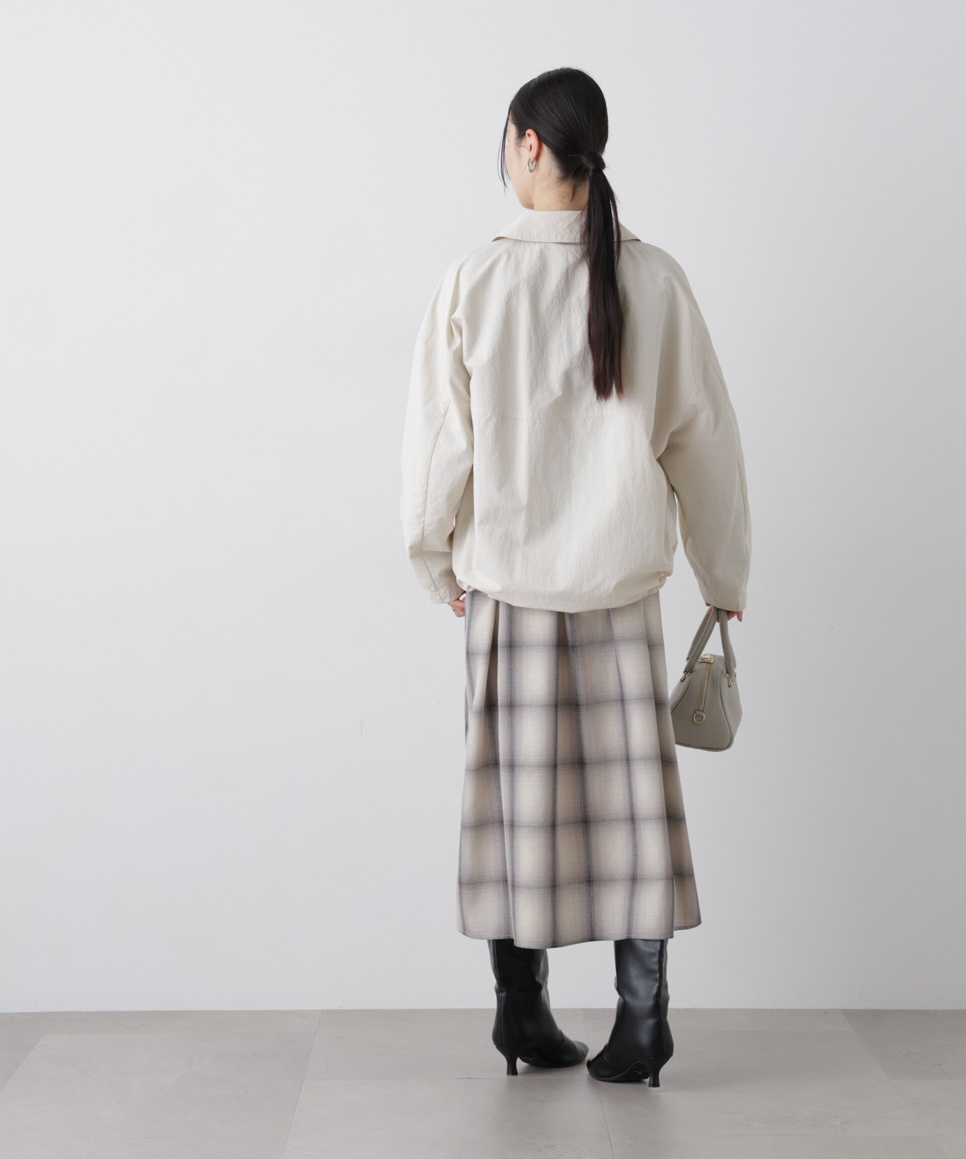 nano･universe「撥水＆花粉ガード コクーンシルエットジップブルゾン」|ブルゾン・スタジャン|