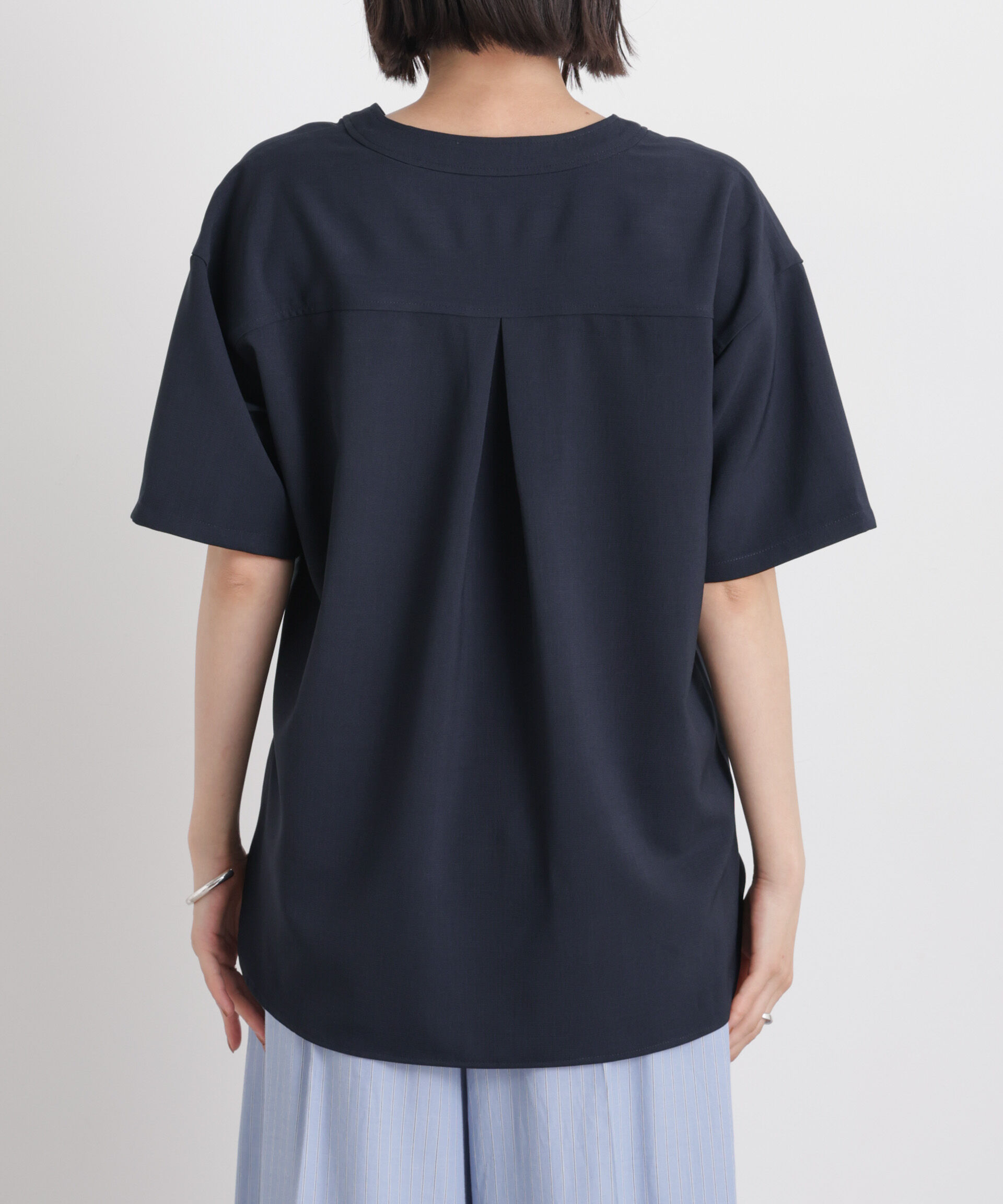 nano･universe「メランジストレッチポケットVネックブラウス(セットアップ可)」|シャツ・ブラウス|