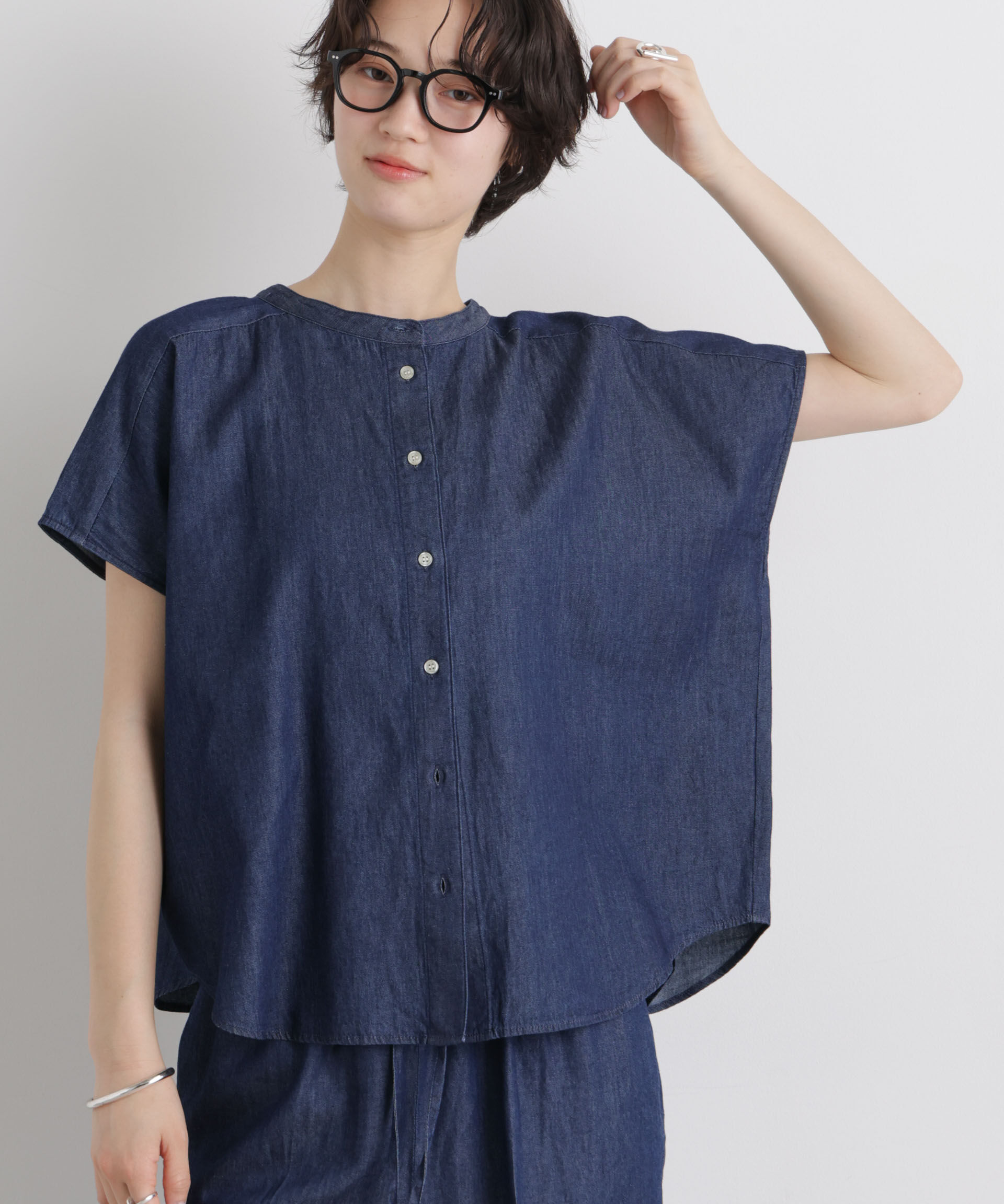 nano･universe「ライトオンスデニム前後2wayドルマンブラウス(セットアップ可)」|シャツ・ブラウス|