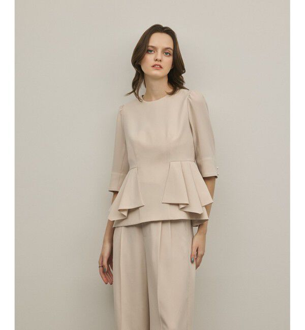 GRACE CONTINENTAL「トリアセペプラムトップ」|その他|ベージュ