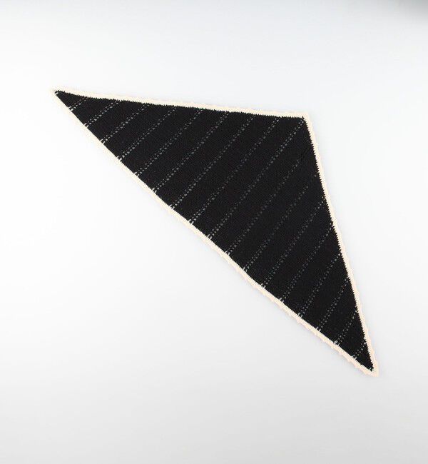 Laraaji「《手洗い可能》かぎ編み針三角ストール」|ニット・セーター|