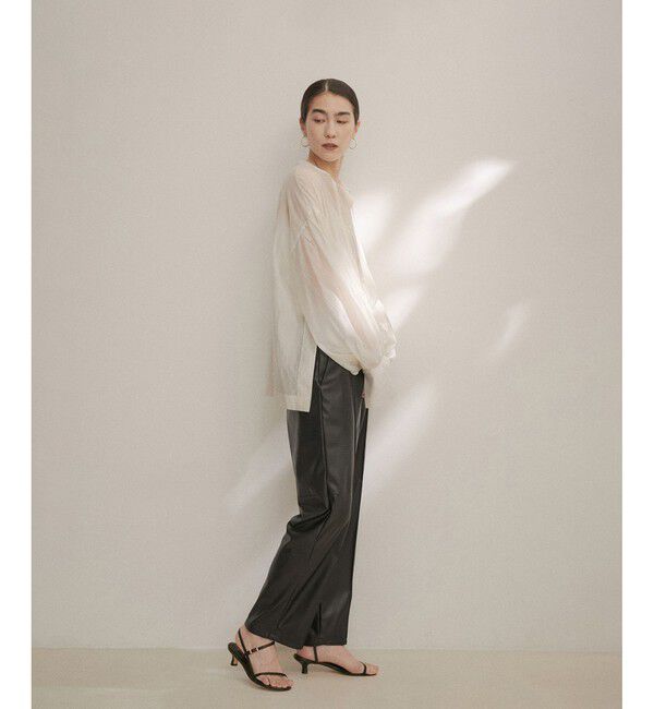 SALON adam et rope'「フェイクレザーテーパードパンツ」|チノ|