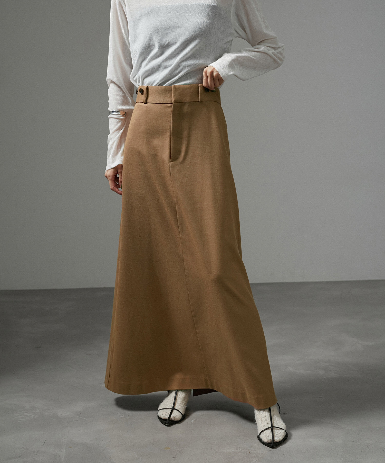 SALON adam et rope'「【WEB限定】サスペンダートラペーズスカート」|スカート|