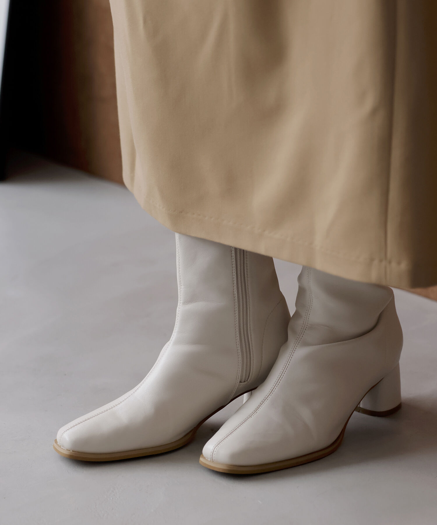 Juze「ストレッチヒールショートブーツ」|その他|オフホワイト(15)