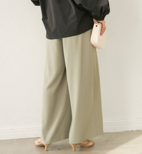  「【ウォッシャブル】【シーズンレスで使える】タックワイドスラックス」|チノ|