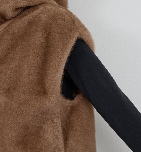  「【プラスワンで着映え！】フーディーファーベスト」|ベスト・ジレ|