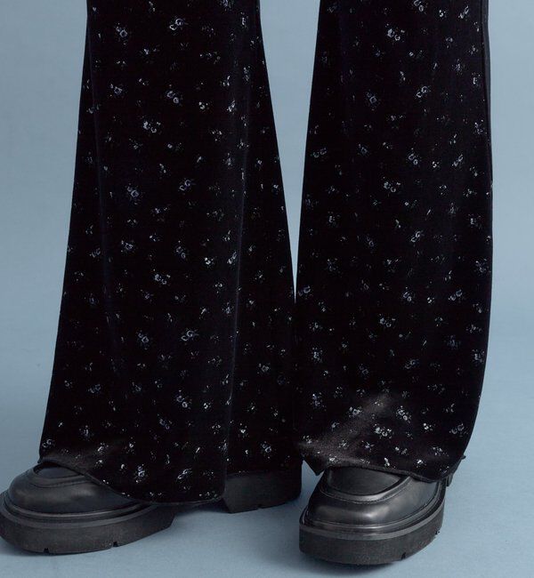  「ベロアフレアパンツ」|チノ|