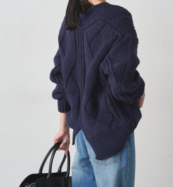 「ケーブルVニット」|ニット・セーター|