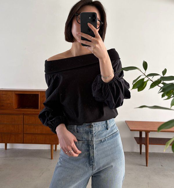  「【華奢見え◎】異素材パフオフショルＴ」|Tシャツ・カットソー|