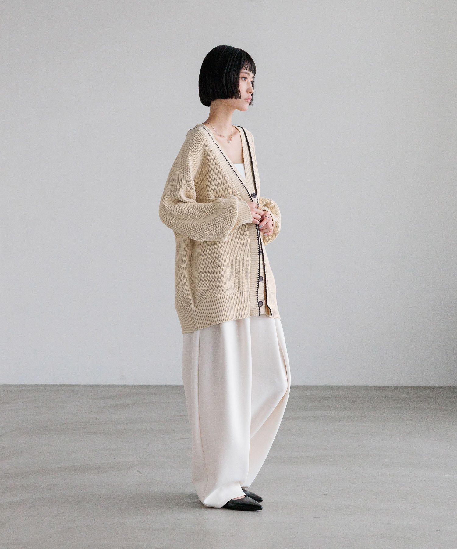 LOWRYS FARM「カットイージーコクーンパンツ」|チノ|