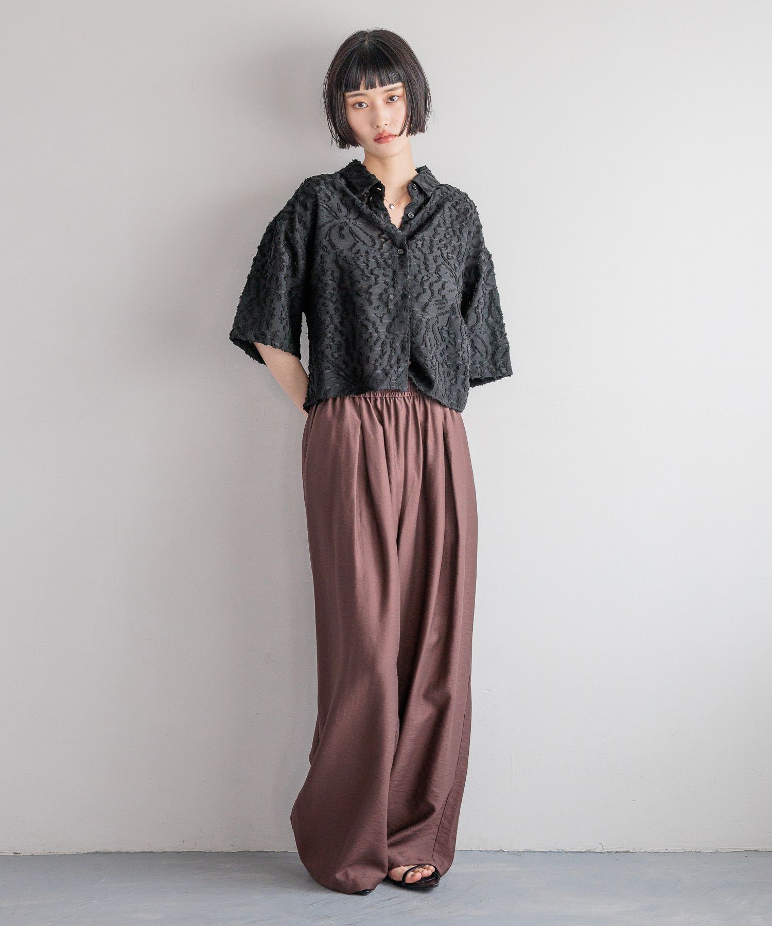 LOWRYS FARM「タックワイドイージーパンツ」|チノ|